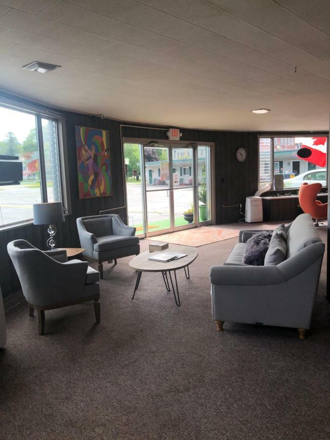 Lancaster Motor Inn Exteriér fotografie
